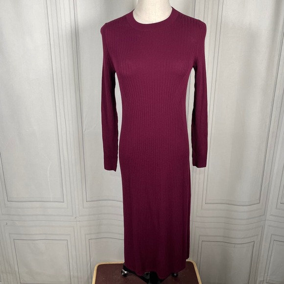 Banana Republic Dresses & Skirts - NWT Banana Republic Petite XS Ribbed Knit Midi Dress Burgundy Long Sleeve‎
